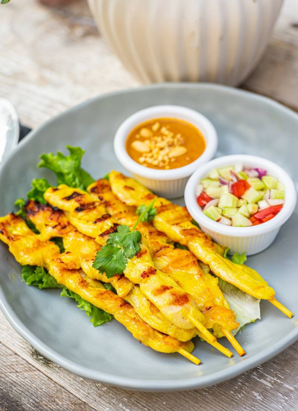 One More Charm | cafe | 236 7th Ave, Brooklyn, NY 11215, USA | 9292502052 OR +1 929-250-2052