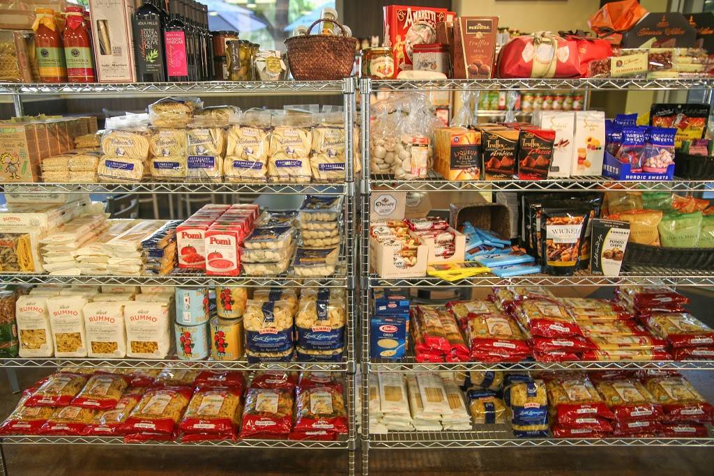 Zias Delicatessen | restaurant | 1401 O St, Sacramento, CA 95814, USA | 9164413354 OR +1 916-441-3354