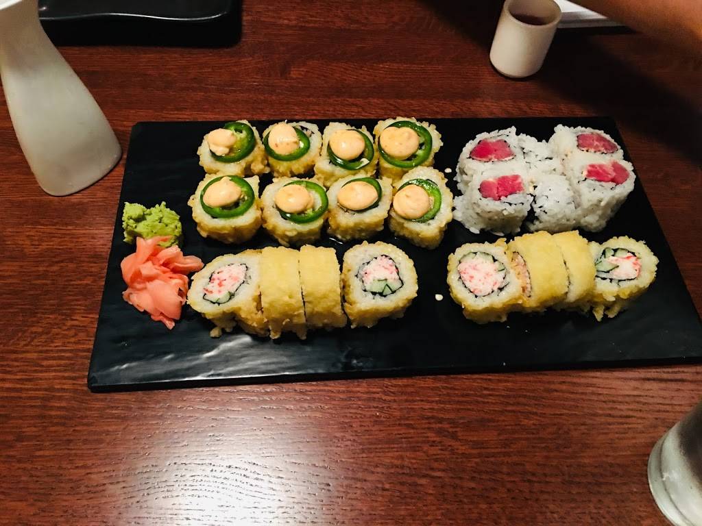 Little Tree Sushi Bar Inc | restaurant | 107 S Main St, Royal Oak, MI 48067, USA | 2485860994 OR +1 248-586-0994