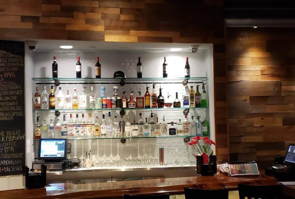 Wingcraft Kitchen & Beer Bar | restaurant | 2010 Baltic Ave, Atlantic City, NJ 08401, USA | 6095412799 OR +1 609-541-2799