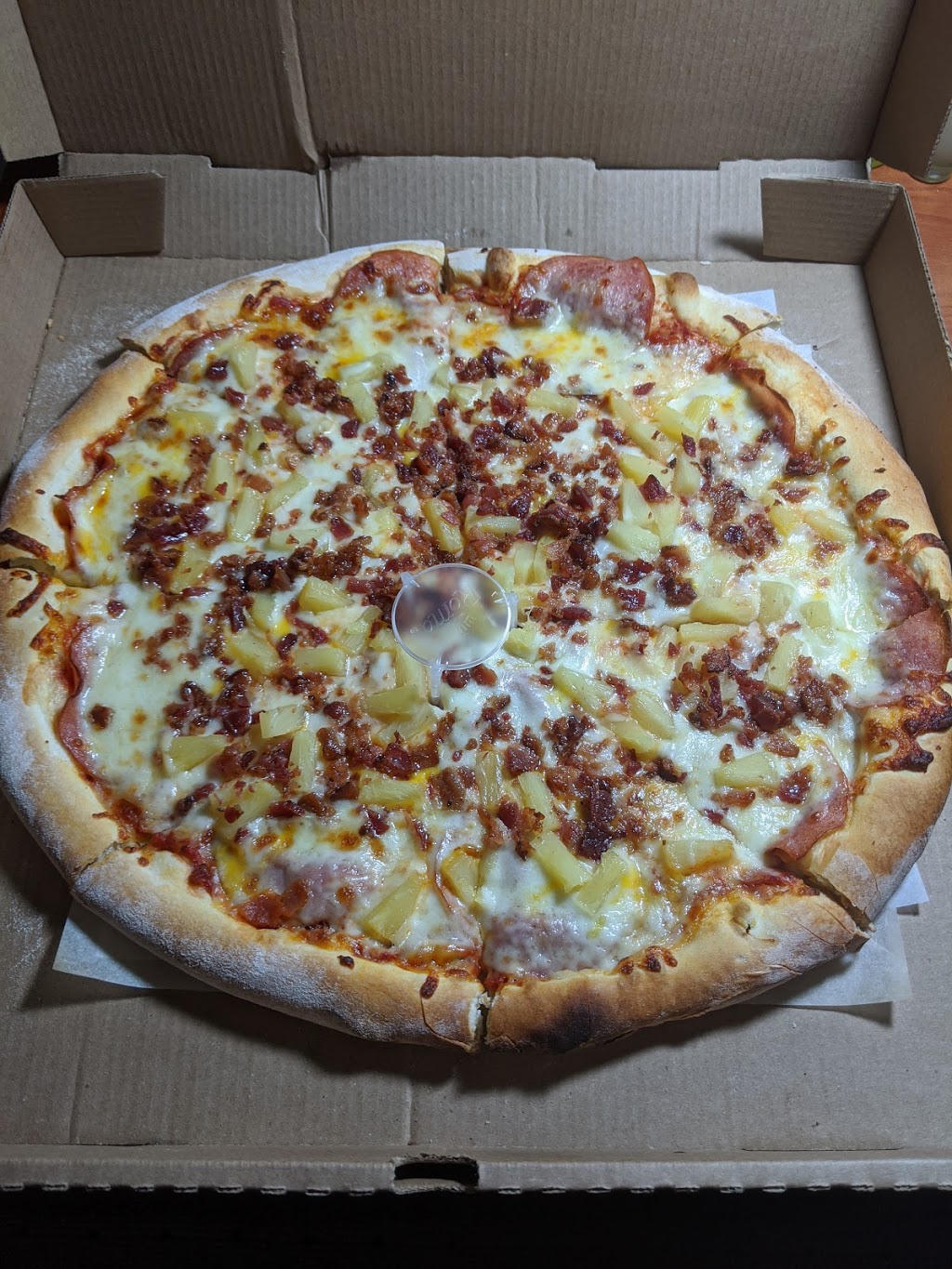 Tomacellis Pizza & Pasta | meal delivery | 2909 E 10th St, Sioux Falls, SD 57103, USA | 6053349334 OR +1 605-334-9334