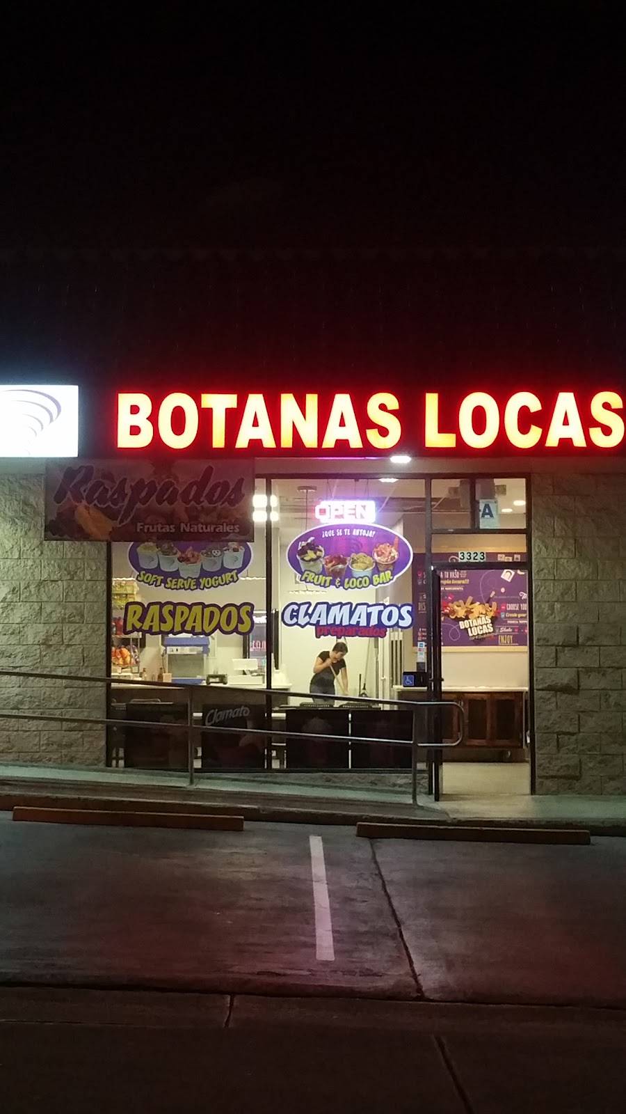 Botanas Locas | restaurant | 3323 Palm Ave, San Diego, CA 92154, USA | 6193923326 OR +1 619-392-3326