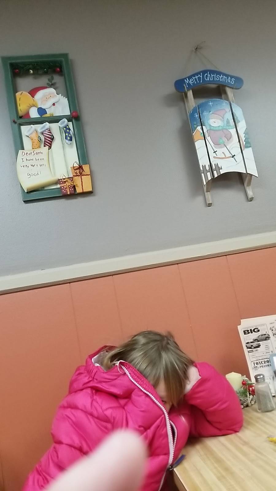 Hometown Pizza & Grill | restaurant | 343-363 Main St, Corinth, ME 04427, USA | 2072853400 OR +1 207-285-3400