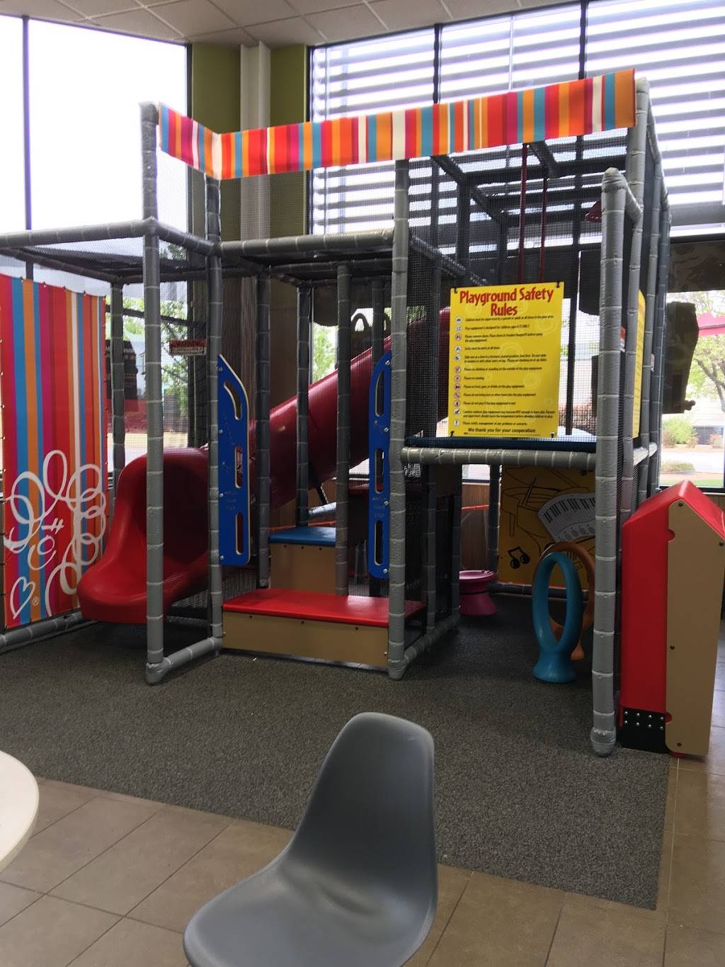 McDonalds | cafe | 12216 N Pennsylvania Ave, Oklahoma City, OK 73120, USA | 4052869698 OR +1 405-286-9698