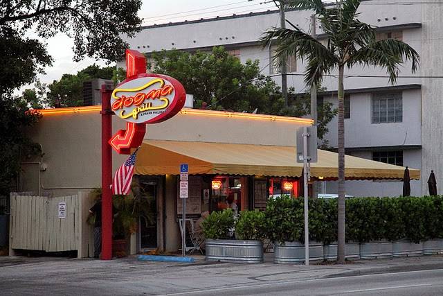 Dogma Grill | restaurant | 7030 Biscayne Blvd, Miami, FL 33138, USA | 3057593433 OR +1 305-759-3433