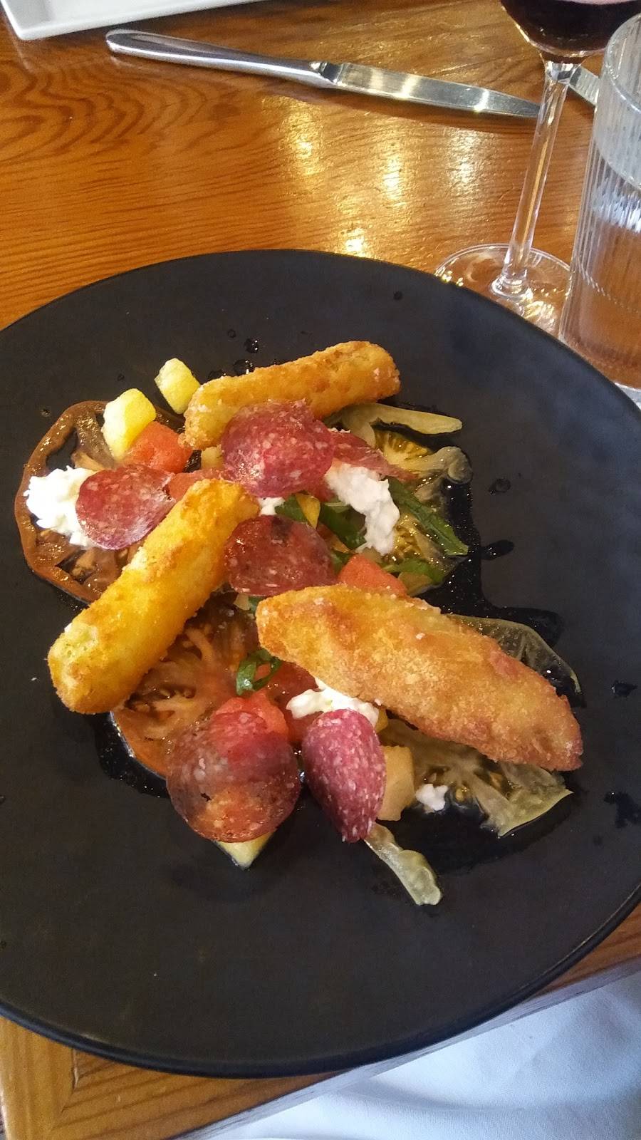 The Wine Kitchen | restaurant | 7 S King St, Leesburg, VA 20175, USA | 7037779463 OR +1 703-777-9463