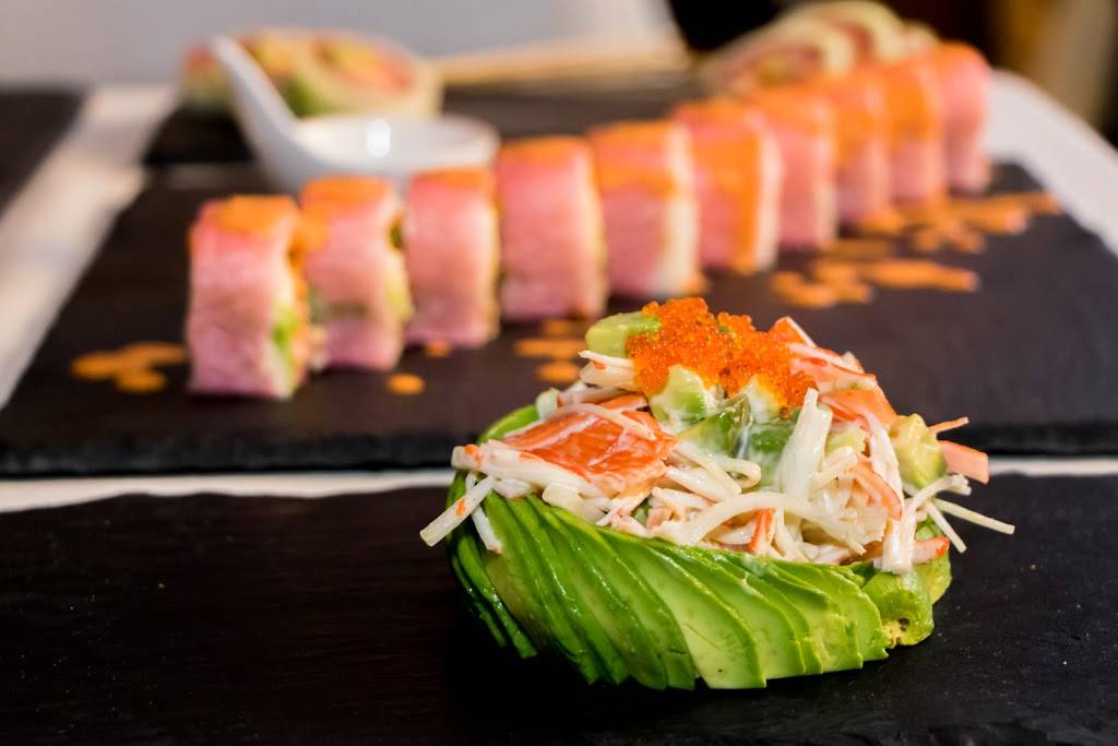 Moko Japanese Cuisine | restaurant | 674 E Broadway, Boston, MA 02127, USA | 6177524601 OR +1 617-752-4601