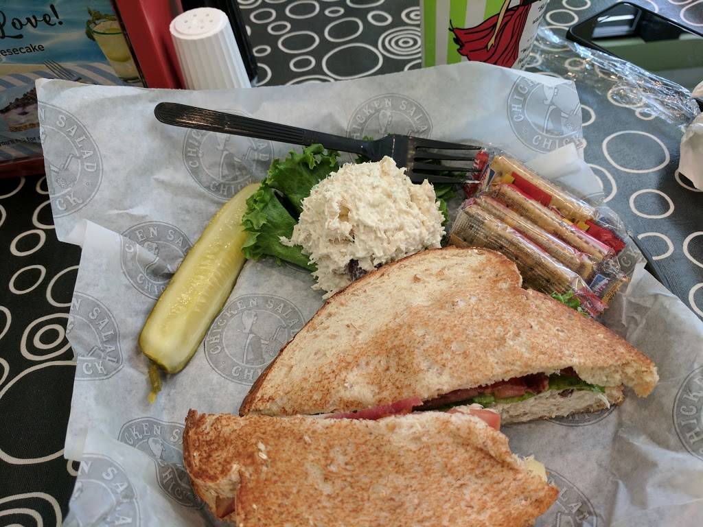Chicken Salad Chick | restaurant | 155 Traders Way #300, Pooler, GA 31322, USA | 9122748565 OR +1 912-274-8565