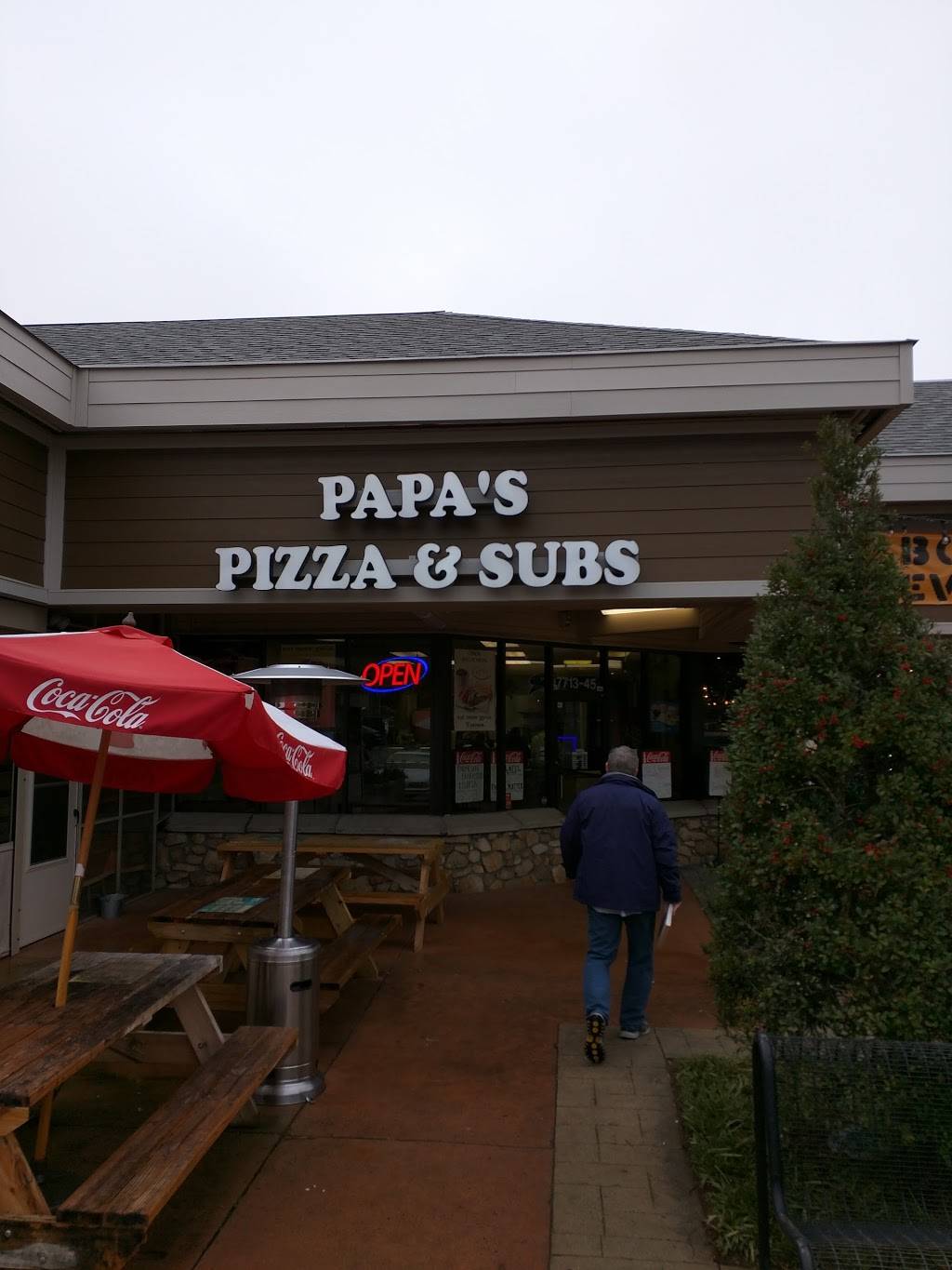 Papas Pizza & Subs | restaurant | 7713 Lead Mine Rd, Raleigh, NC 27615, USA | 9198478777 OR +1 919-847-8777