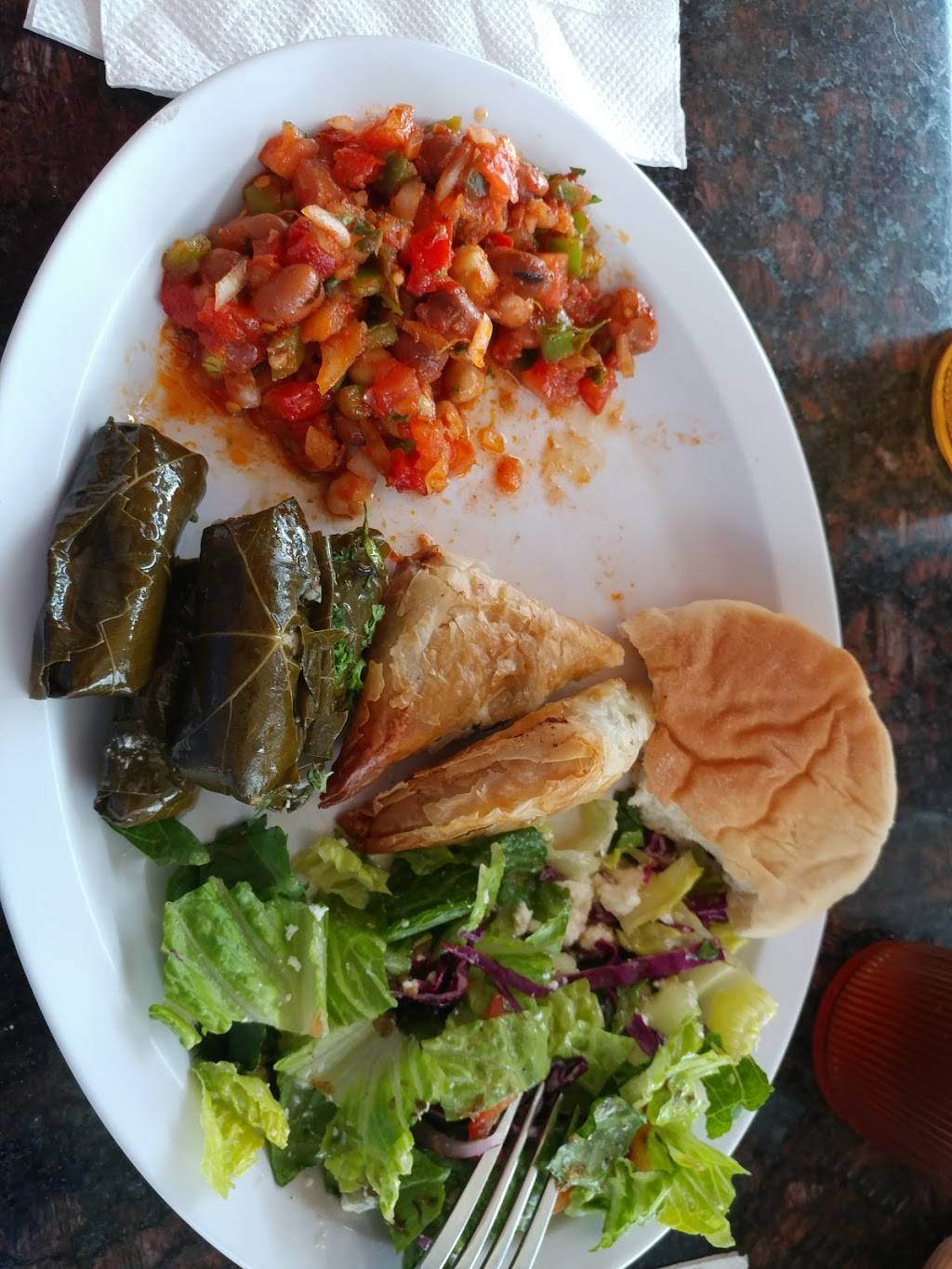 Al Basha Mediterranean Grill | restaurant | 300 Bay Area Blvd, Webster, TX 77598, USA | 2815542222 OR +1 281-554-2222