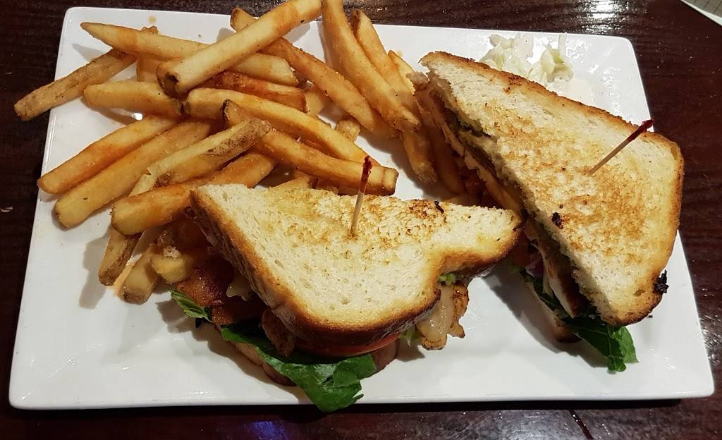 Tilted Kilt Pub and Eatery Skokie, IL | restaurant | 7070 Carpenter Rd, Skokie, IL 60077, USA | 8476737070 OR +1 847-673-7070