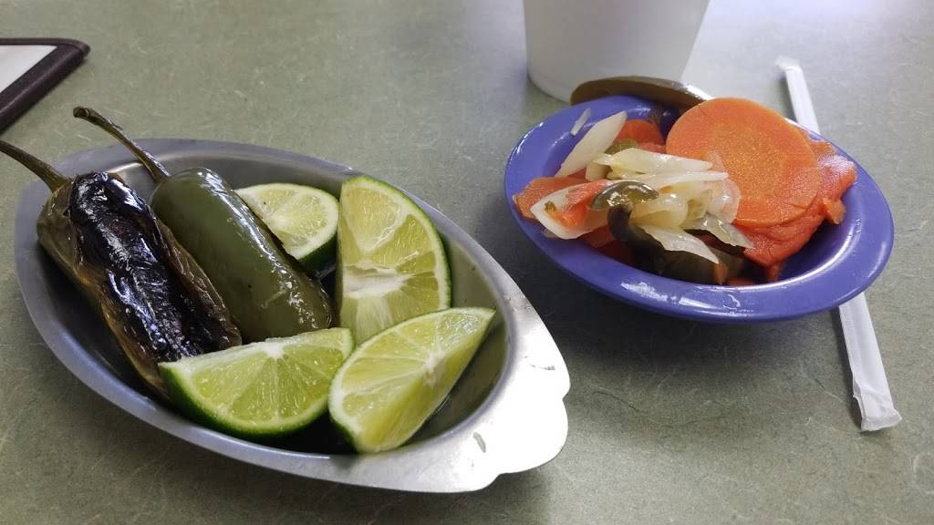 Indio Restaurant | restaurant | 6037 W Cermak Rd, Cicero, IL 60804, USA | 7088635714 OR +1 708-863-5714