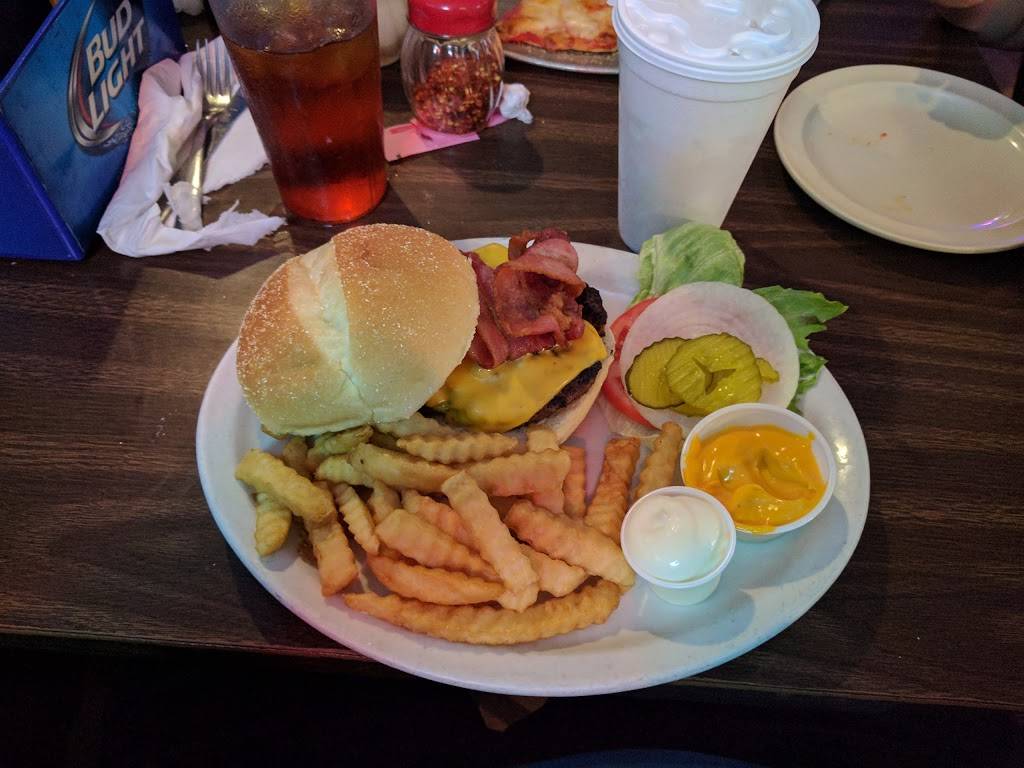 Fergies Bar & Restaurant | restaurant | 1699 Lemay Ferry Rd, St. Louis, MO 63125, USA | 3146386387 OR +1 314-638-6387