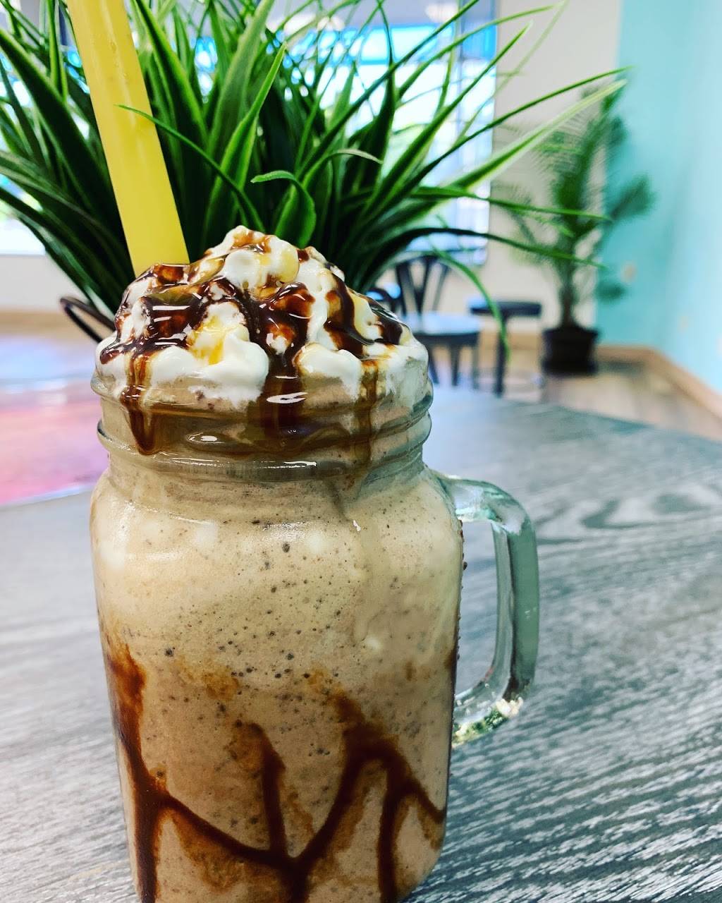 Bliss Nutrition | restaurant | 425 S Broad St, Meriden, CT 06450, USA | 2032370484 OR +1 203-237-0484