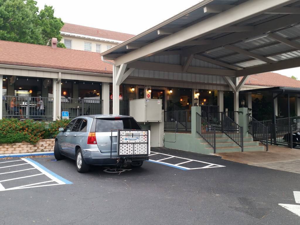 Dimitris Restaurant, Pizza Kitchen and Its 5 Oclock Somewhere  | restaurant | 2710 Kenilworth Blvd, Sebring, FL 33870, USA | 8633857323 OR +1 863-385-7323