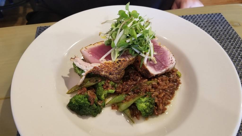 Off the Hook | restaurant | 769 Garfield Pkwy, Bethany Beach, DE 19930, USA | 3028291424 OR +1 302-829-1424