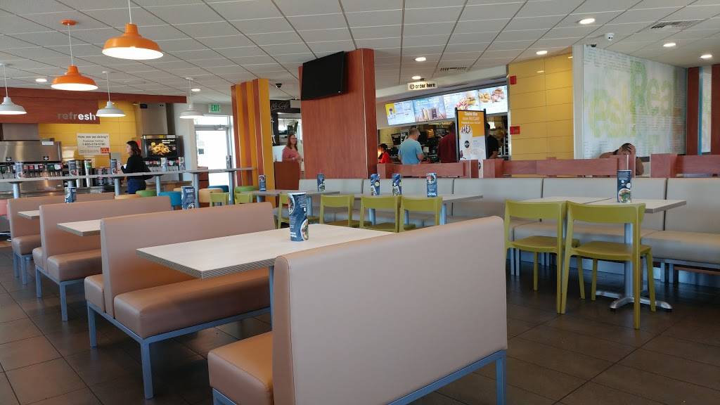 McDonalds | cafe | 28100 Jefferson Ave, Temecula, CA 92590, USA | 9516768704 OR +1 951-676-8704