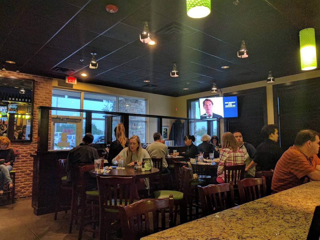 Oliveto Italian Bistro | restaurant | 1301 S I-35 Service Rd, Moore, OK 73160, USA | 4057355553 OR +1 405-735-5553