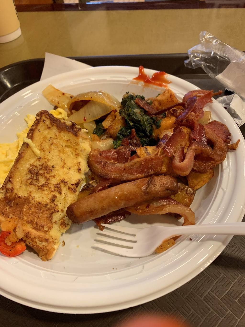 Dantes Gourmet Foods | meal takeaway | 166 William St, New York, NY 10038, USA | 2122332255 OR +1 212-233-2255