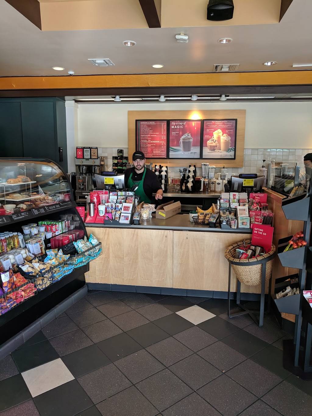 Starbucks | cafe | 701 Montana Ave, Santa Monica, CA 90403, USA | 3103948020 OR +1 310-394-8020