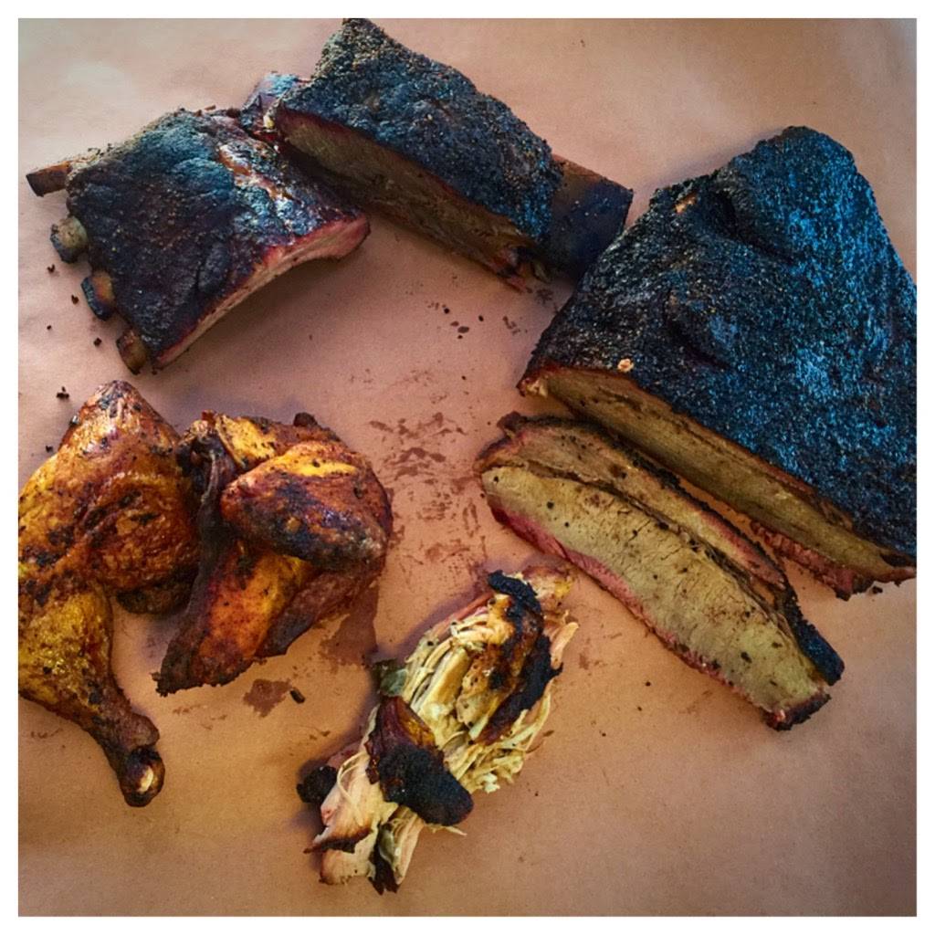 Renos Smoked Meats | restaurant | 617 N College Ave, Fayetteville, AR 72701, USA | 4796847488 OR +1 479-684-7488