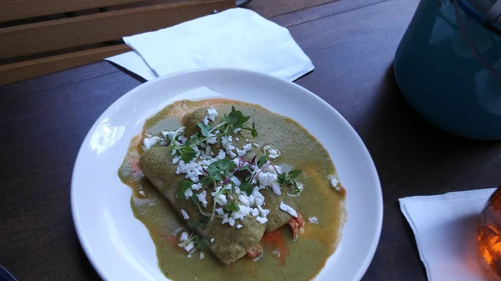 Ceremony Bar | restaurant | 11814 Ventura Blvd, Studio City, CA 91604, USA | 8189859222 OR +1 818-985-9222