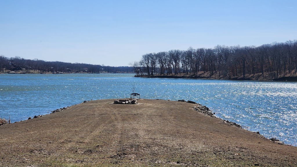 Lake Thunderhead Marina Restaurant | restaurant | 24005 Golden Aster Dr, Unionville, MO 63565, USA | 6609474149 OR +1 660-947-4149