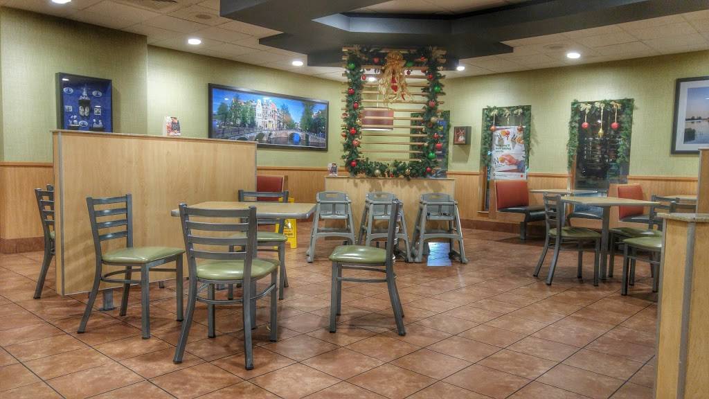 McDonalds | cafe | 309 Oskaloosa St, Pella, IA 50219, USA | 6416288004 OR +1 641-628-8004