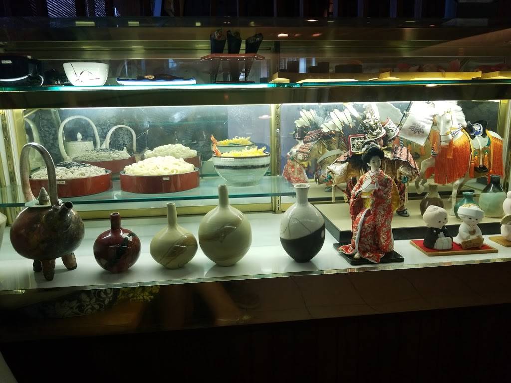 Asahi Japanese Steak & Sushi | restaurant | 2960 Shallowford Rd # 311, Marietta, GA 30066, USA | 6785600015 OR +1 678-560-0015