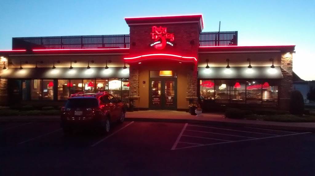 Ruby Tuesday | restaurant | 403 Grand Central Ave, Vienna, WV 26105, USA | 3044227003 OR +1 304-422-7003