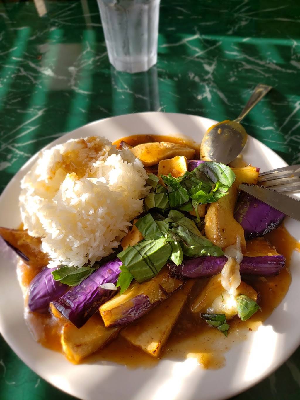 Lotus Vegan Restaurant | restaurant | 6575 Park Blvd N, Pinellas Park, FL 33781, USA | 7275491688 OR +1 727-549-1688