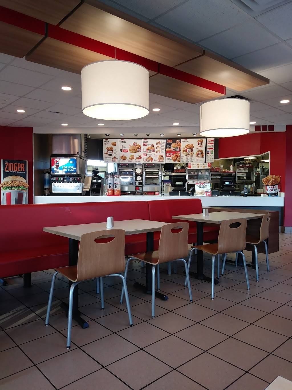 KFC | restaurant | 6251 Hulen Bend Blvd, Fort Worth, TX 76132, USA | 8173701946 OR +1 817-370-1946