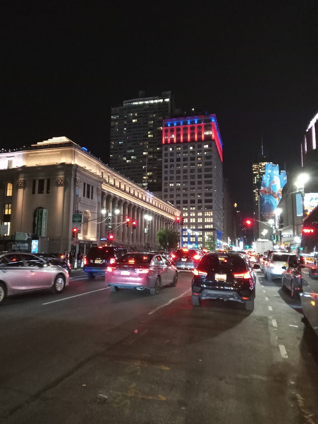 KFC | restaurant | 408 8th Ave, New York, NY 10001, USA | 3323458424 OR +1 332-345-8424