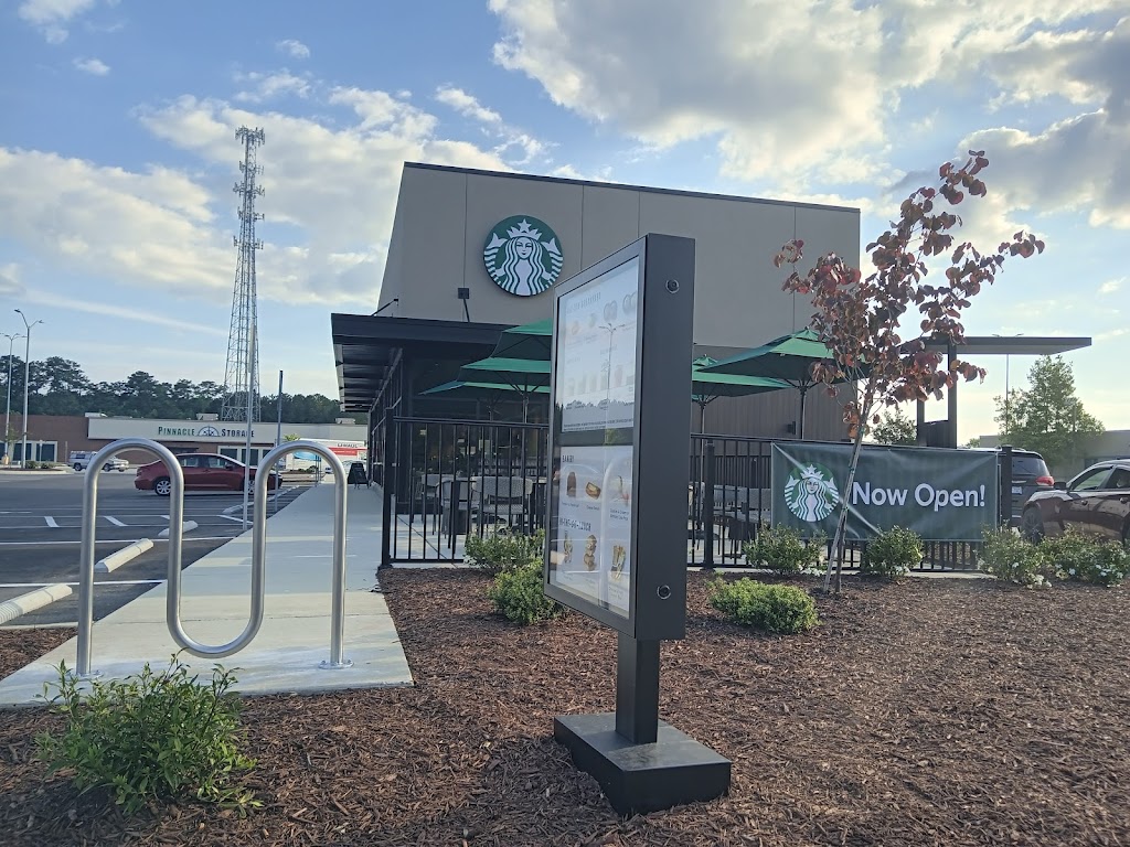 Starbucks | cafe | 237 Freedom Way, Jacksonville, NC 28544, USA | 2525746727 OR +1 252-574-6727