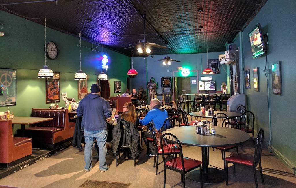 Sidetrax Bar & Grill | restaurant | 441 E Main St, Galesburg, IL 61401, USA | 3093448193 OR +1 309-344-8193