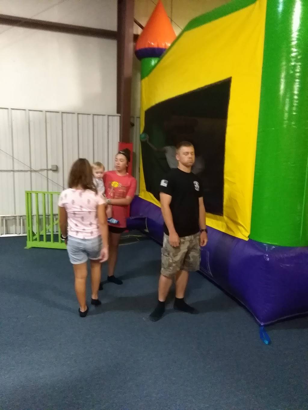 Hunt Brothers Pizza | restaurant | 5504 Wheeler Ave, Fort Smith, AR 72901, USA | 4792263400 OR +1 479-226-3400