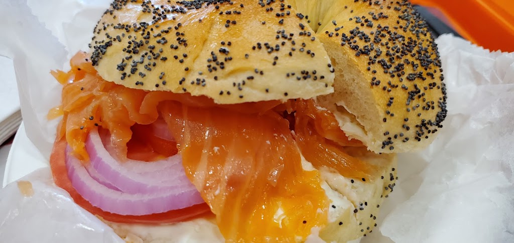 Town Bagel | bakery | 2729 Merrick Rd, Bellmore, NY 11710, USA | 5167858986 OR +1 516-785-8986
