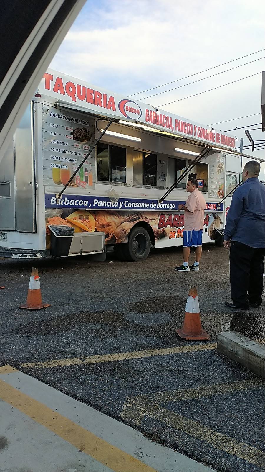 Taqueria Sazon Barbacoa | restaurant | 3107 Blalock Rd, Houston, TX 77080, USA | 7136242174 OR +1 713-624-2174