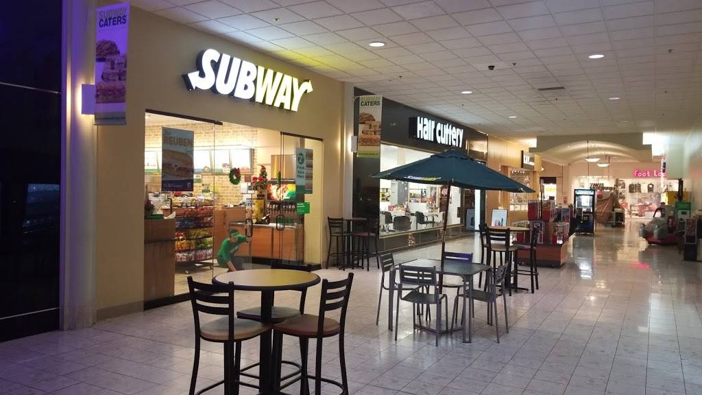 Subway | restaurant | 2271 Lebanon Valley Mall Unit 3-B, Lebanon, PA 17042, USA | 7177691134 OR +1 717-769-1134