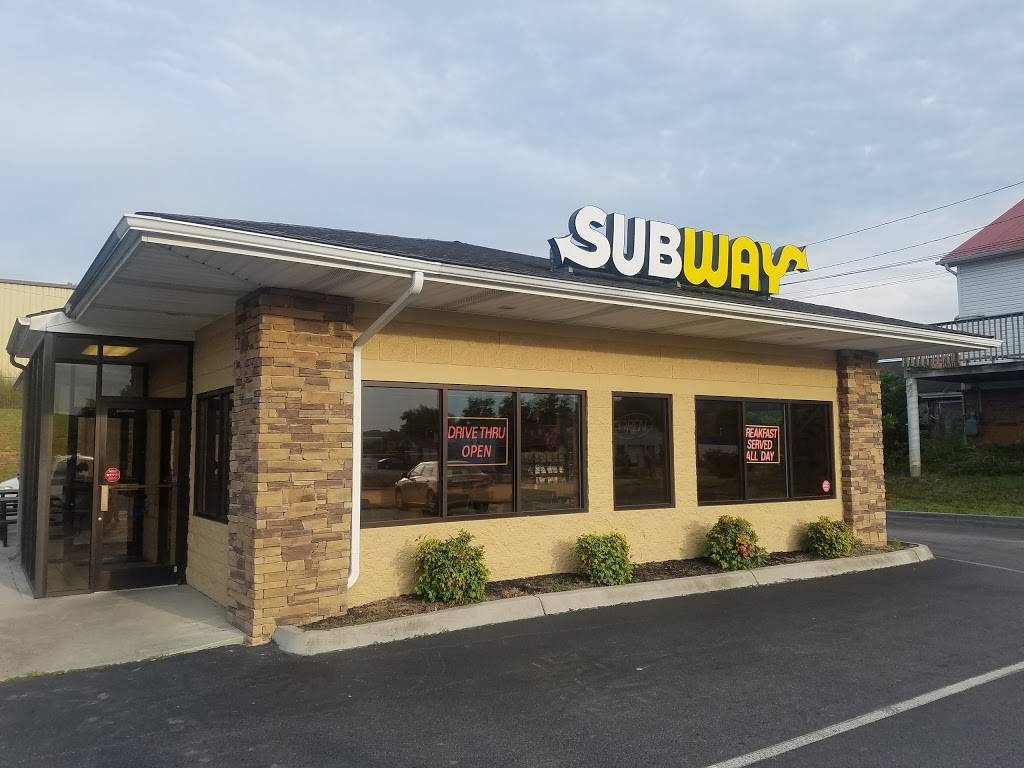 Subway | restaurant | 762 Cosby Hwy, Newport, TN 37821, USA | 4236257700 OR +1 423-625-7700