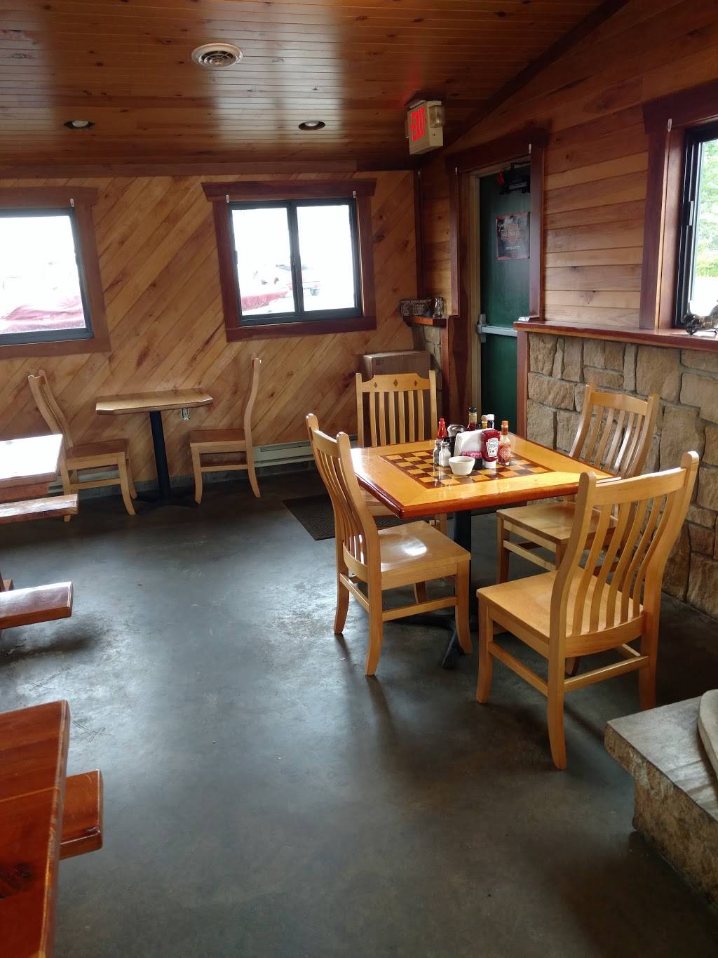 Fat Jimmys LLC | restaurant | 2612 New Butler Rd, New Castle, PA 16101, USA | 7245983500 OR +1 724-598-3500