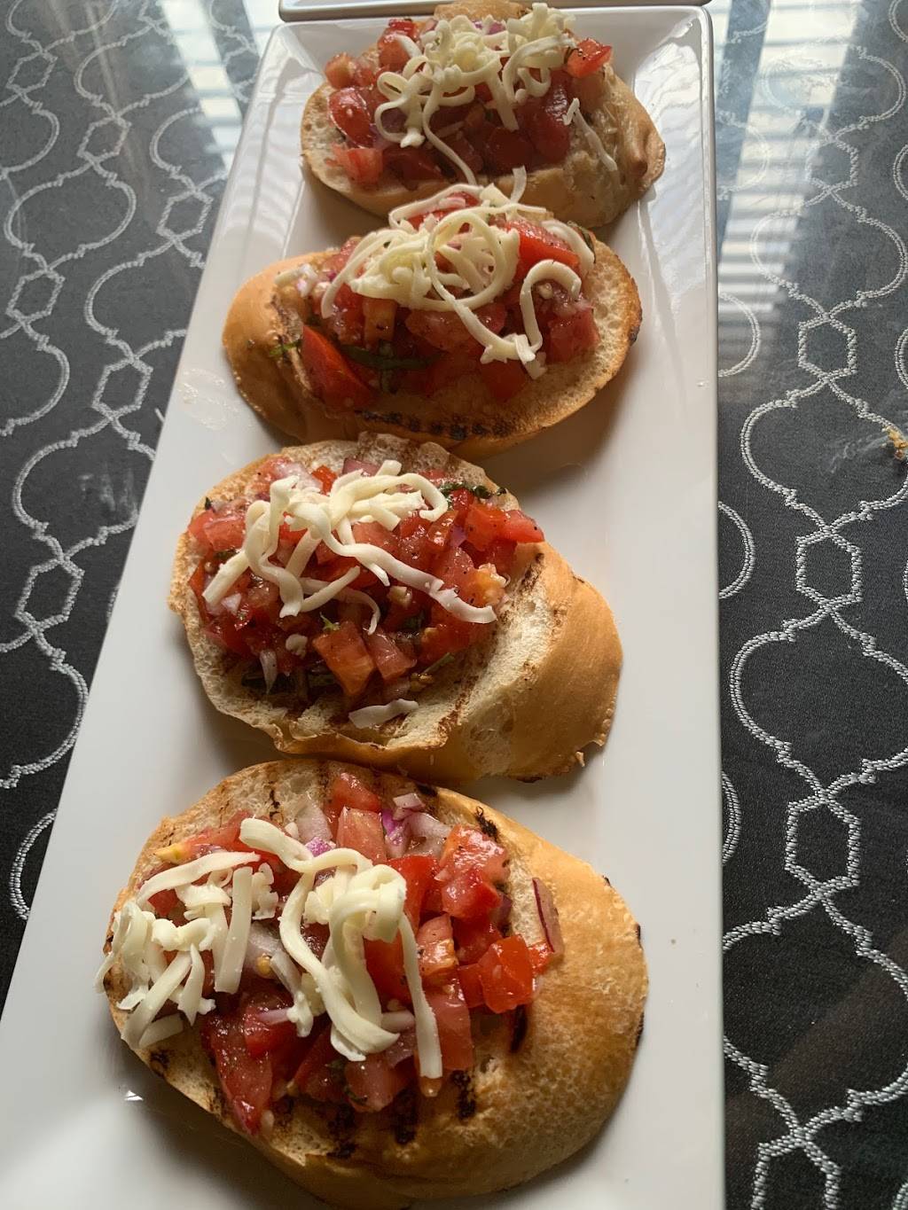 Romas | restaurant | 3316 Ladnier Rd, Gautier, MS 39553, USA | 2284715032 OR +1 228-471-5032