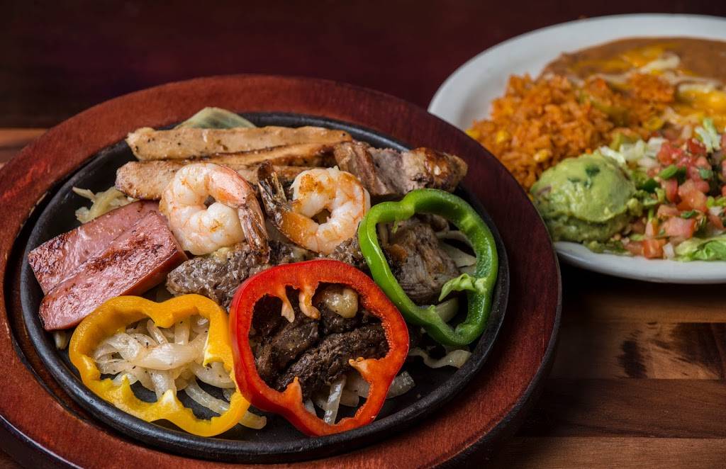 K-Machos Mexican Grill and Cantina | restaurant | 1229 E Santa Fe St, Olathe, KS 66062, USA | 9137687777 OR +1 913-768-7777