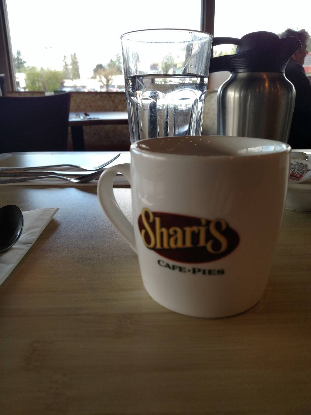 Sharis Cafe and Pies | bakery | 4316 Wheaton Way, Bremerton, WA 98310, USA | 3603731768 OR +1 360-373-1768