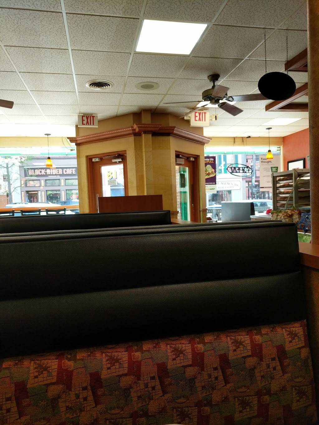 Subway | restaurant | 18 S Main St, Oberlin, OH 44074, USA | 4407747827 OR +1 440-774-7827