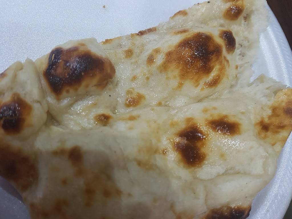 Hot Plate | restaurant | 69 Dundas St W, Mississauga, ON L5B 1H7, Canada | 9058484100 OR +1 905-848-4100