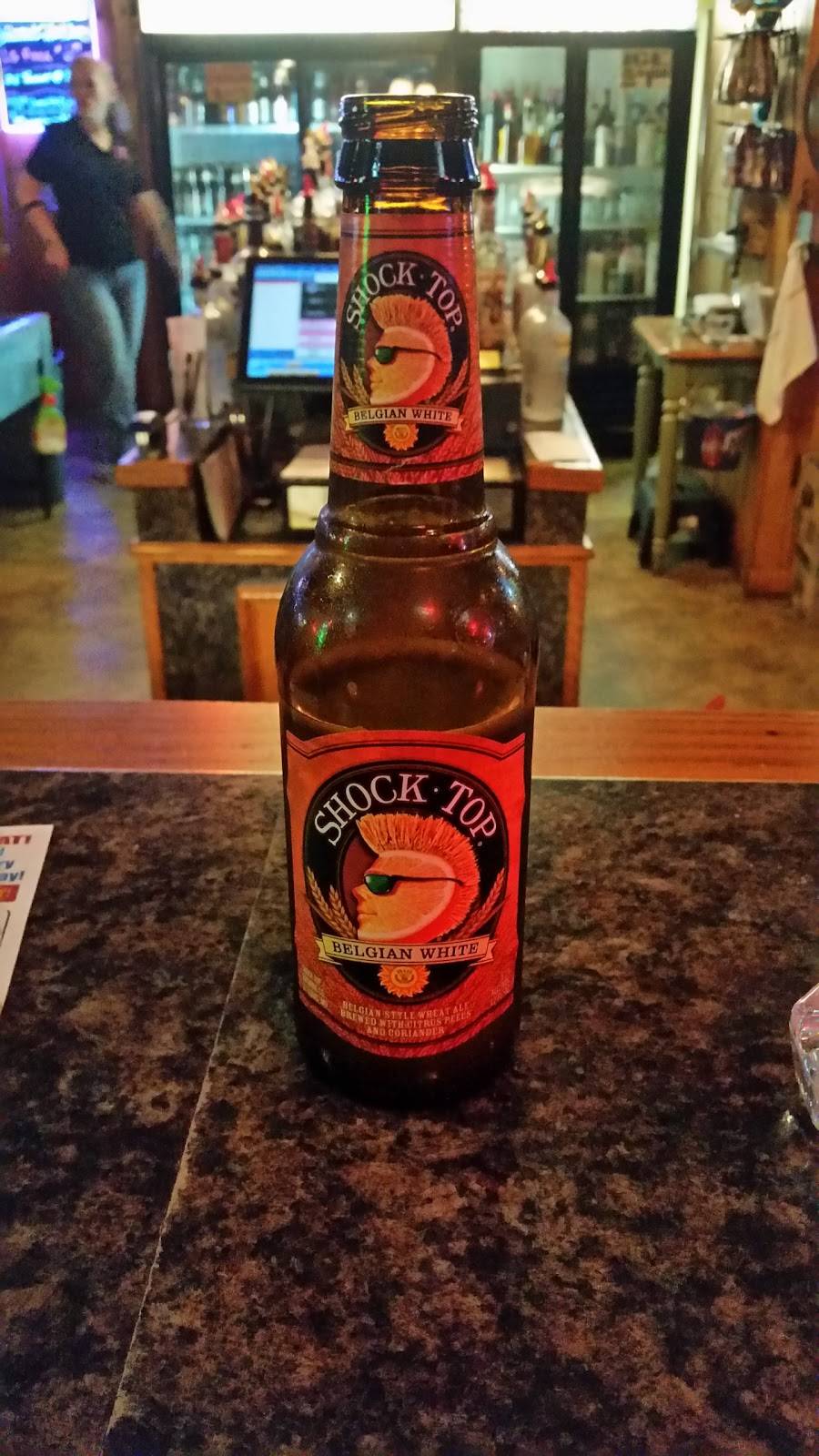 Town & Country Bar & Grill | restaurant | 2552 Benjamin Franklin Hwy, (Route 422), Edinburg, PA 16116, USA | 7246522551 OR +1 724-652-2551