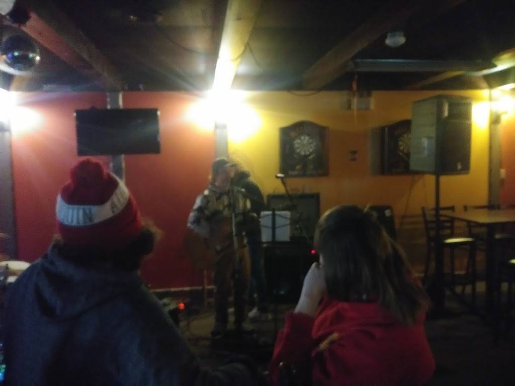 Sport Beat II | restaurant | 5259 Victoria Ave, Niagara Falls, ON L2E 4E6, Canada | 9053568391 OR +1 905-356-8391