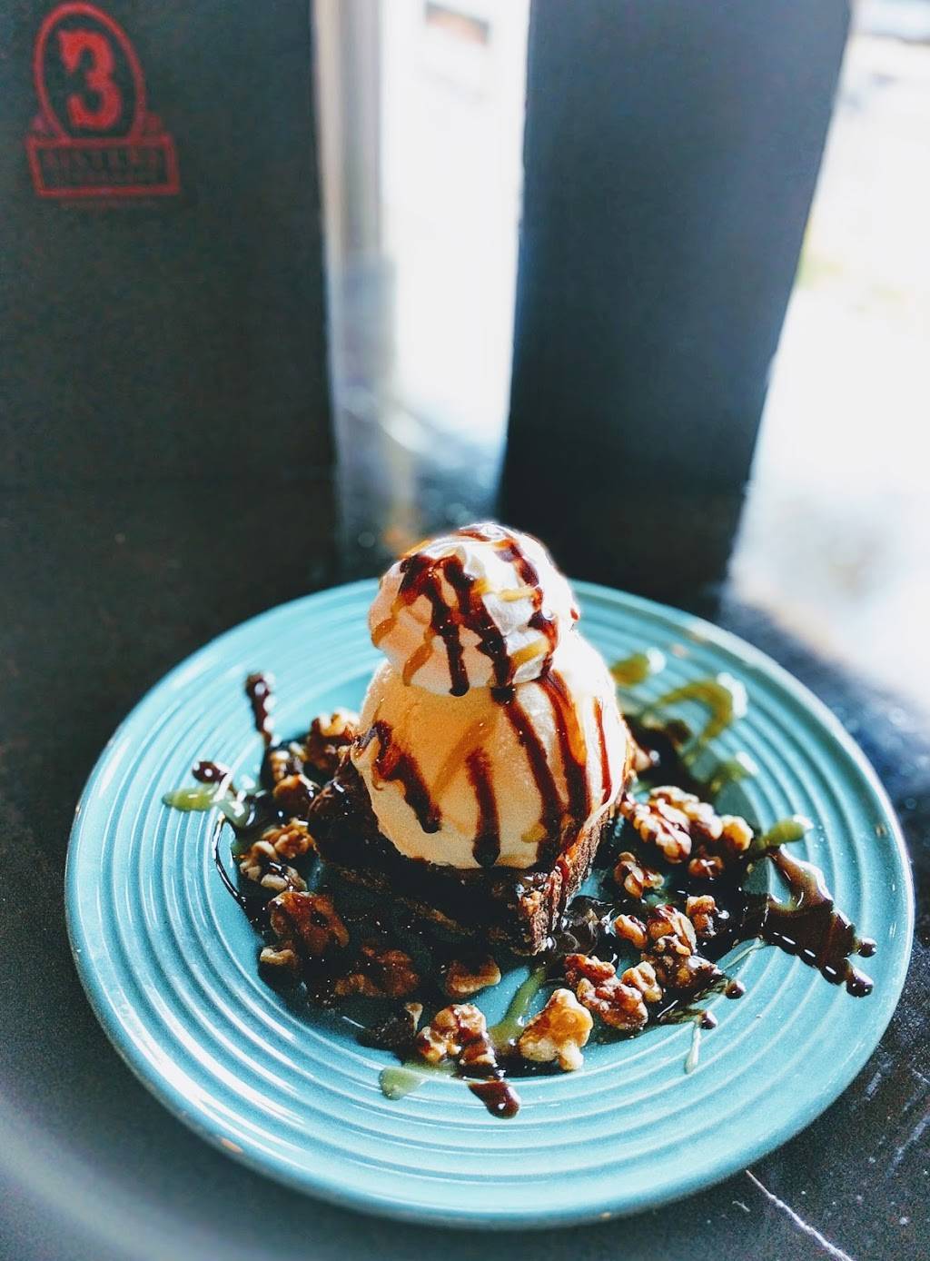 3 Sisters Speakeasy | restaurant | 226 Broadway, Kissimmee, FL 34741, USA | 4072013270 OR +1 407-201-3270