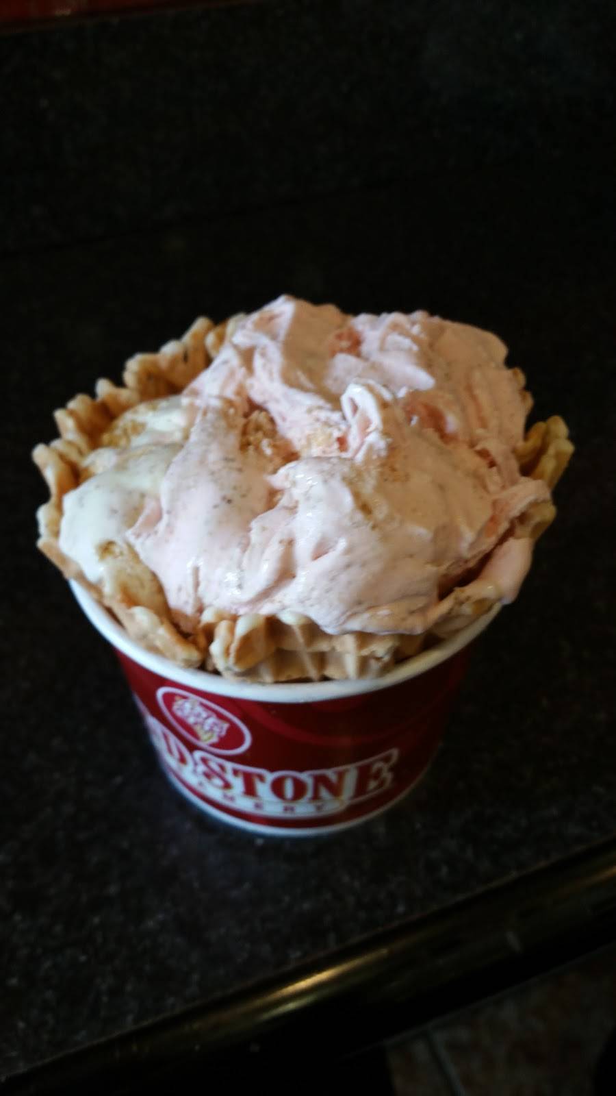 Cold Stone Creamery | bakery | 25 Mamaroneck Ave, White Plains, NY 10601, USA | 9142200160 OR +1 914-220-0160
